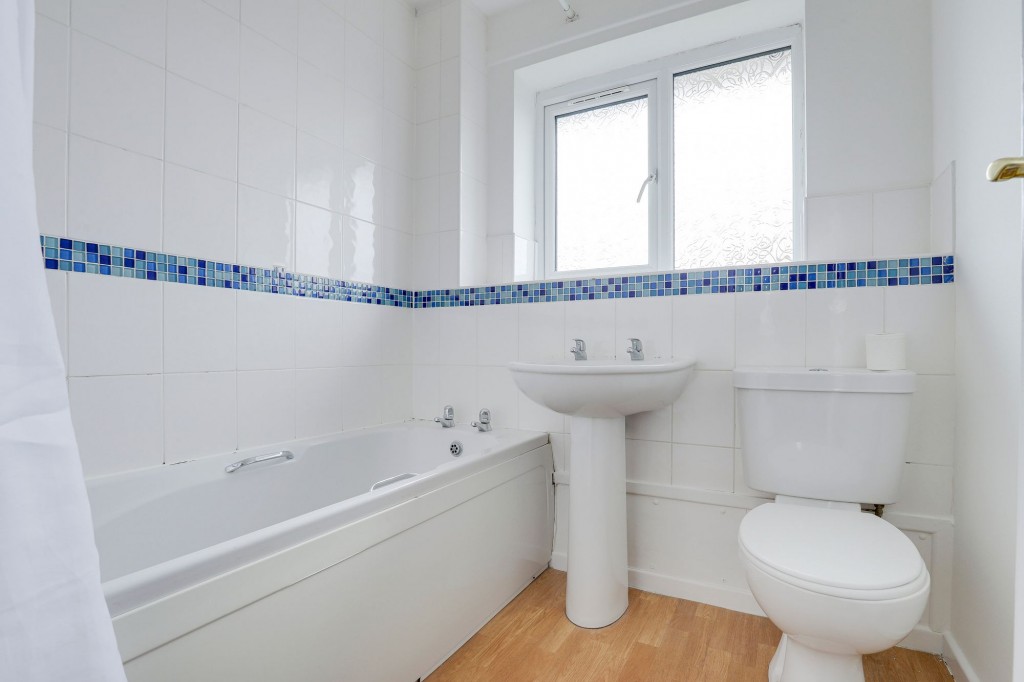 Peregrine Close, Lenton, NG7