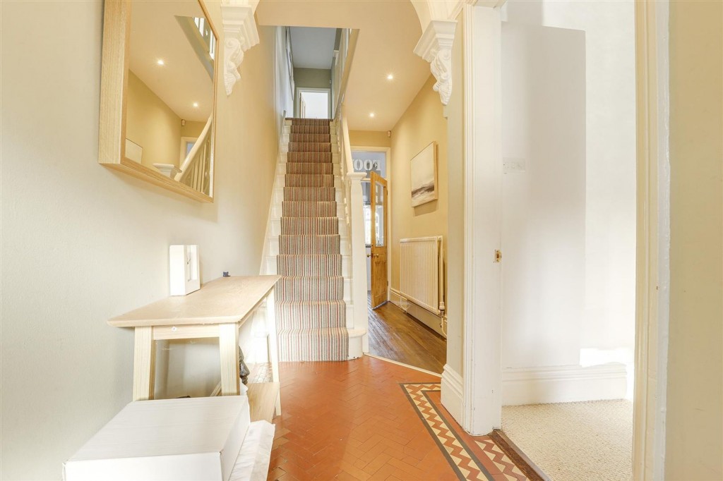 Davies Road, West Bridgford, NG2