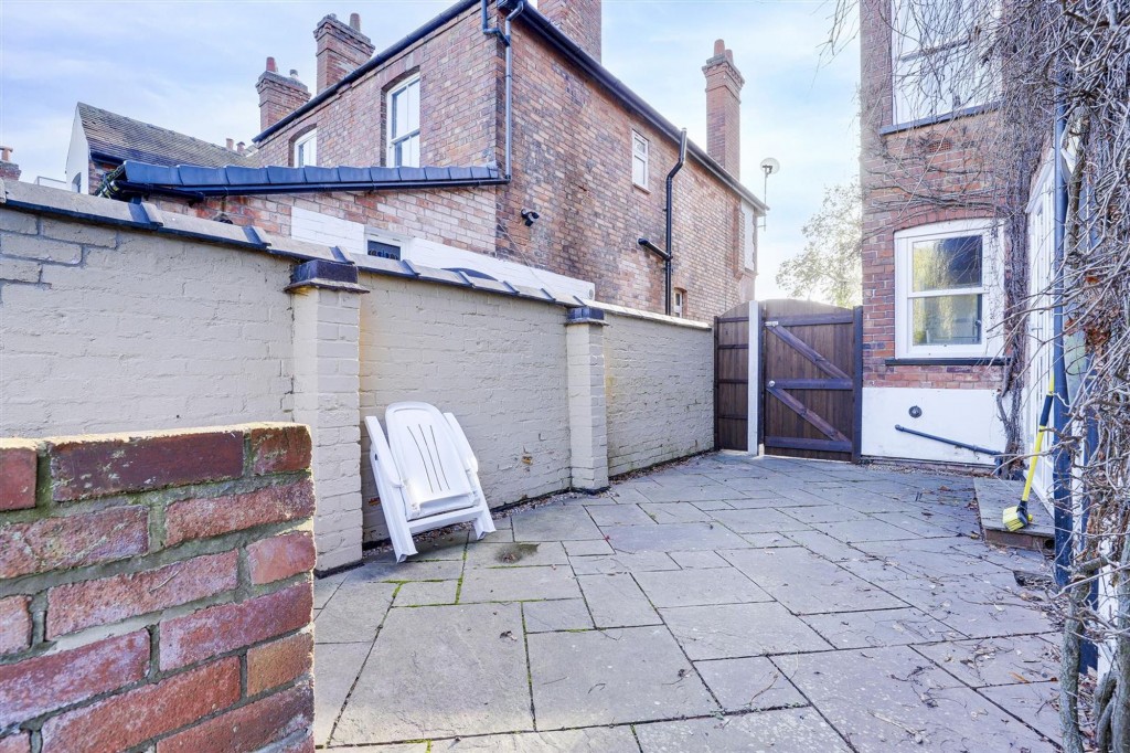 Davies Road, West Bridgford, NG2