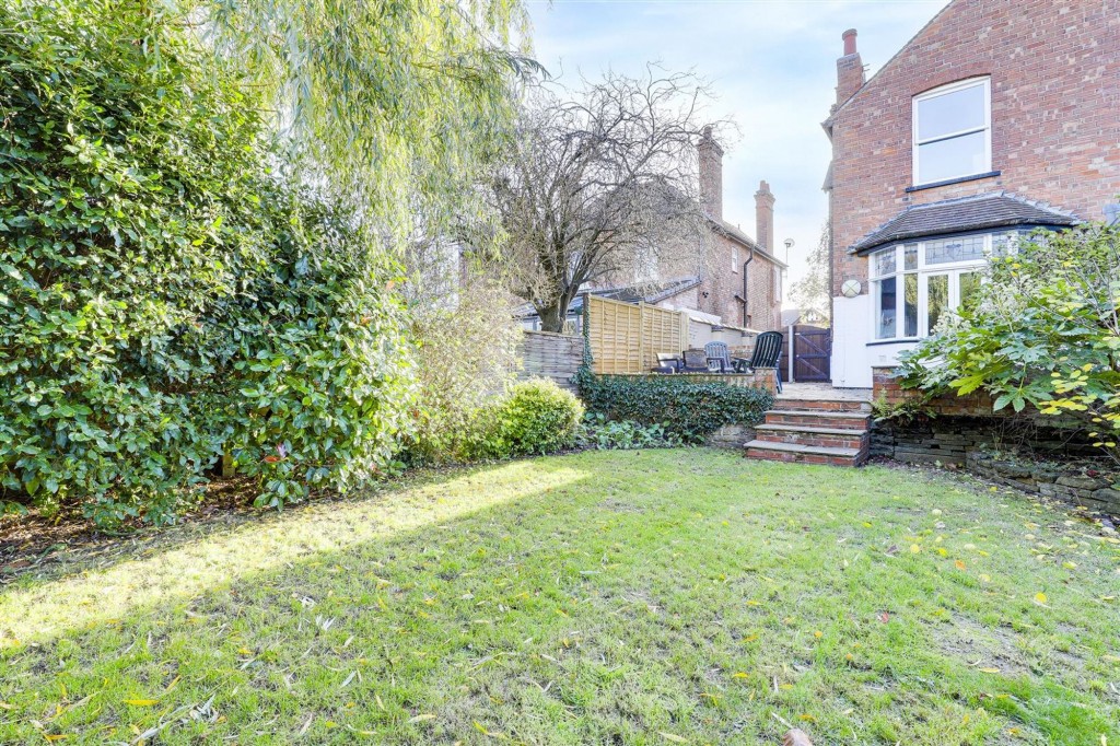 Davies Road, West Bridgford, NG2