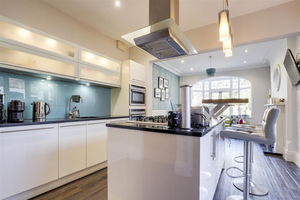 Davies Road, West Bridgford, NG2