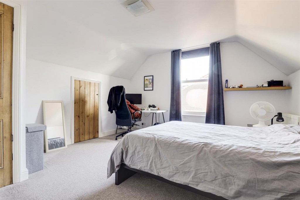 Davies Road, West Bridgford, NG2