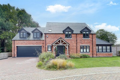 Rectory Mews, Clifton Village, NG11