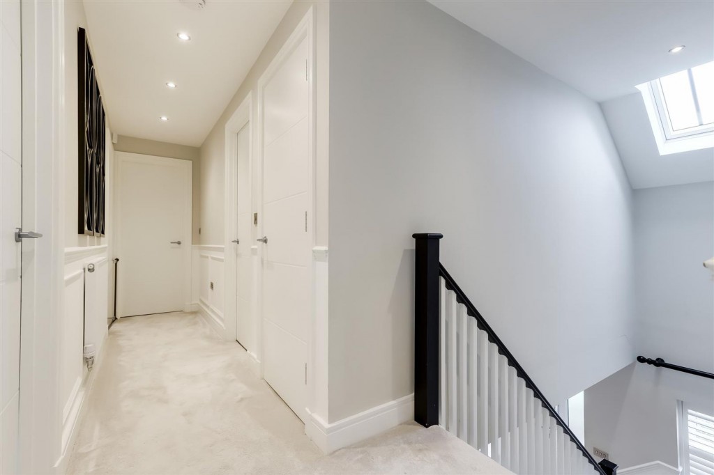 Rectory Mews, Clifton Village, NG11