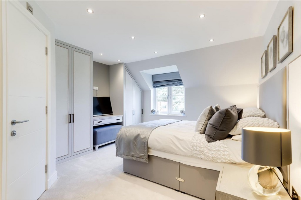 Rectory Mews, Clifton Village, NG11