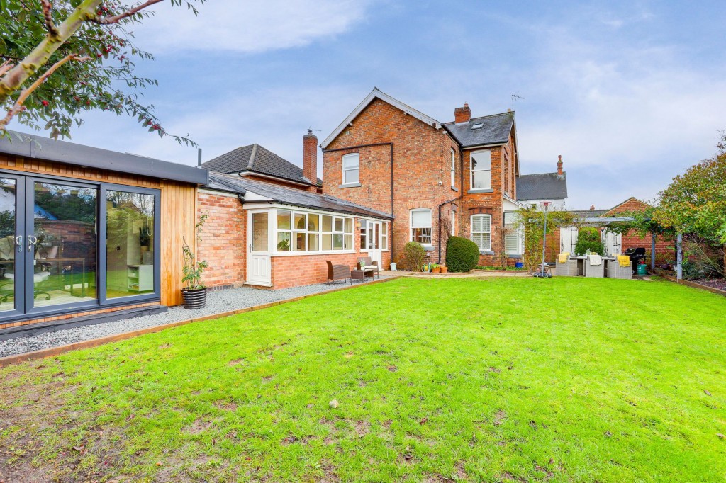 Douglas Road, Long Eaton, NG10