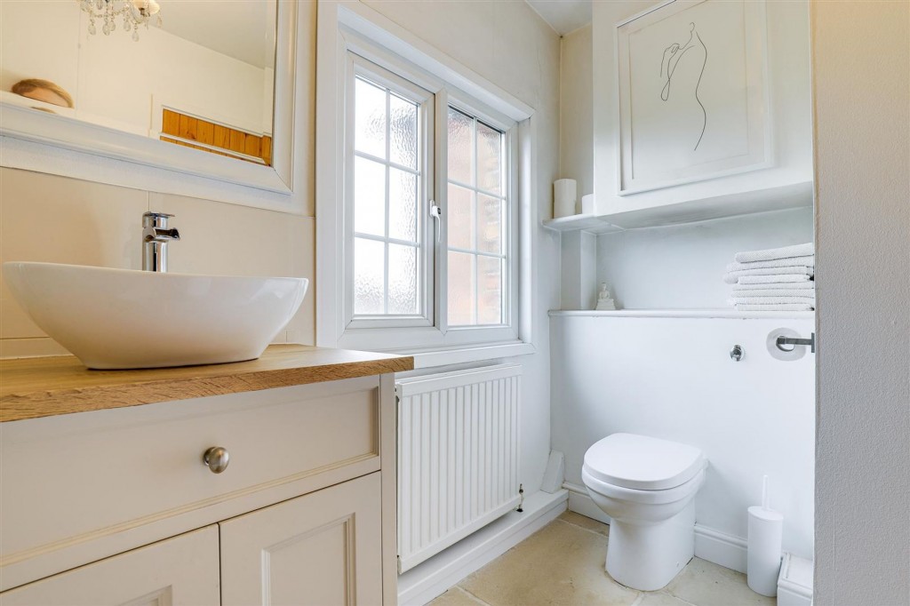 Main Road, Cotgrave, NG12