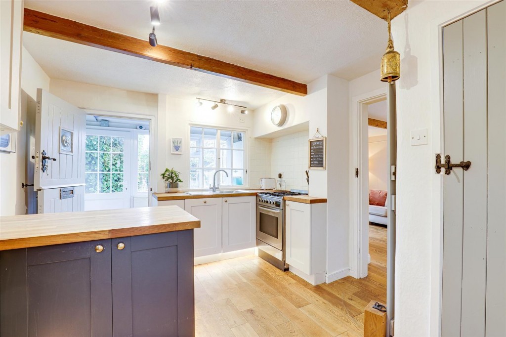 Main Road, Cotgrave, NG12