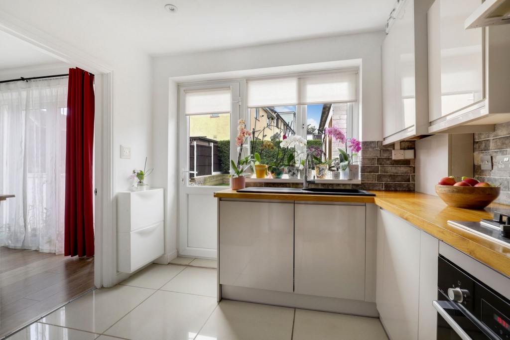 Widecombe Lane, Nottingham, NG11