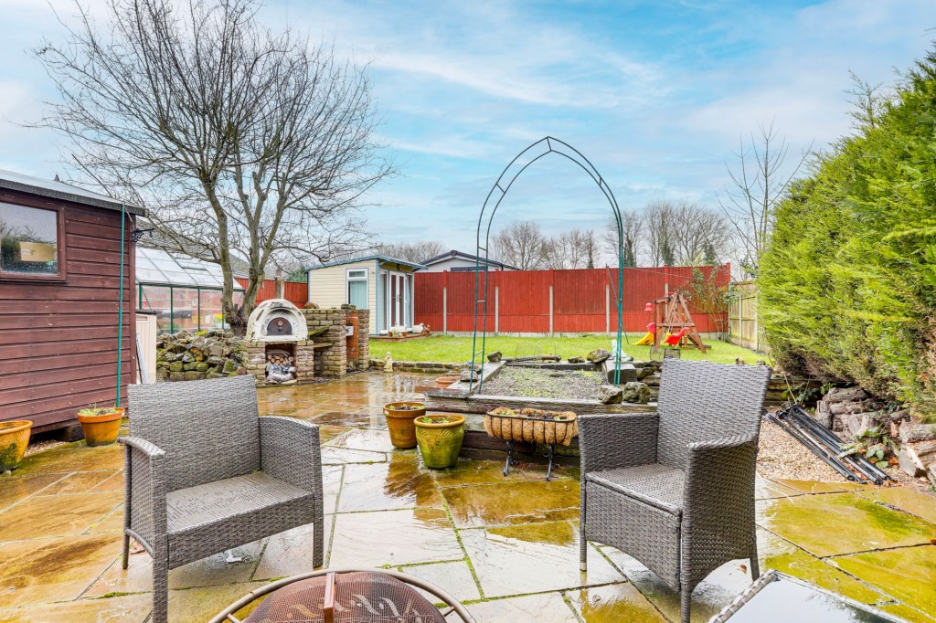 Nottingham Road, Hucknall, NG15