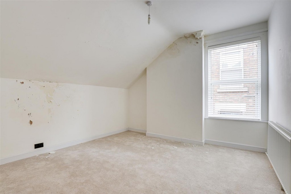 Woodborough Road, Nottingham, NG3