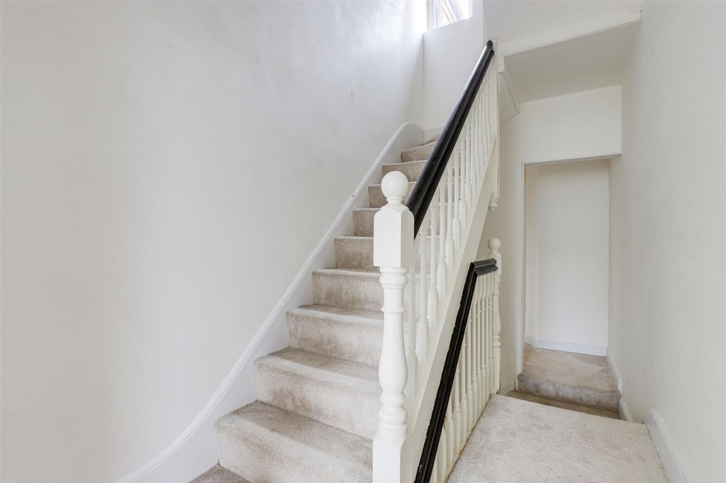 Woodborough Road, Nottingham, NG3