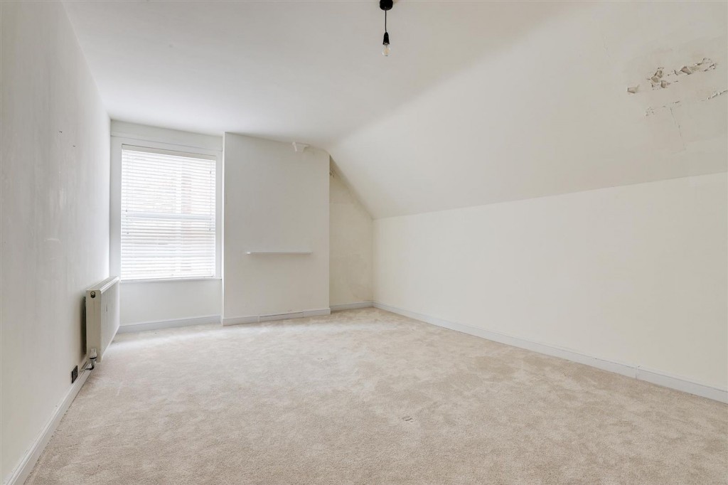 Woodborough Road, Nottingham, NG3