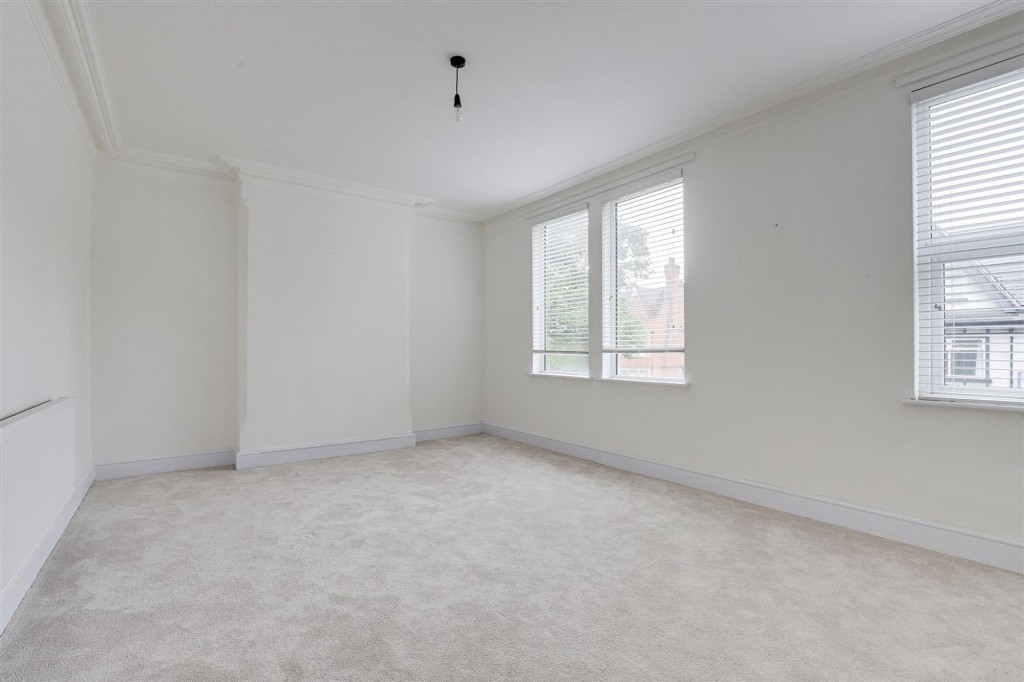 Woodborough Road, Nottingham, NG3