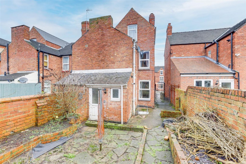 Portland Road, Hucknall, NG15