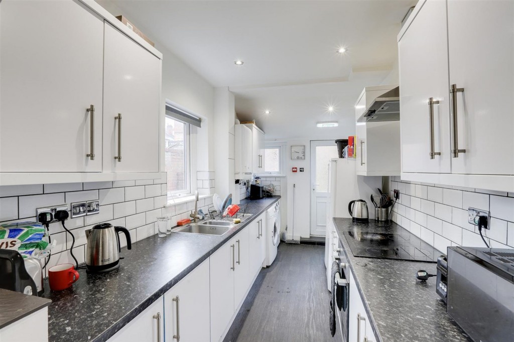 Portland Road, Hucknall, NG15