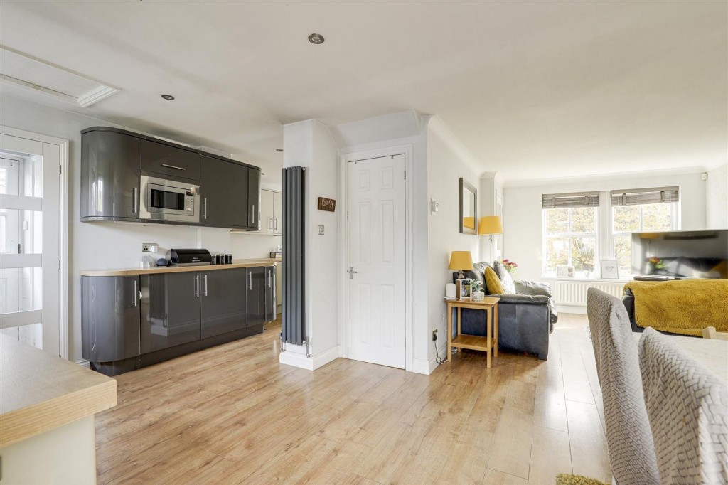 Gillercomb Close, West Bridgford, NG2