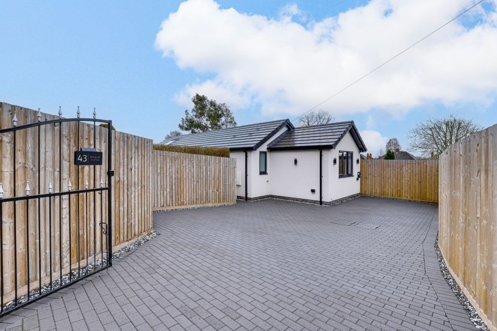 Banbury Avenue, Toton, NG9