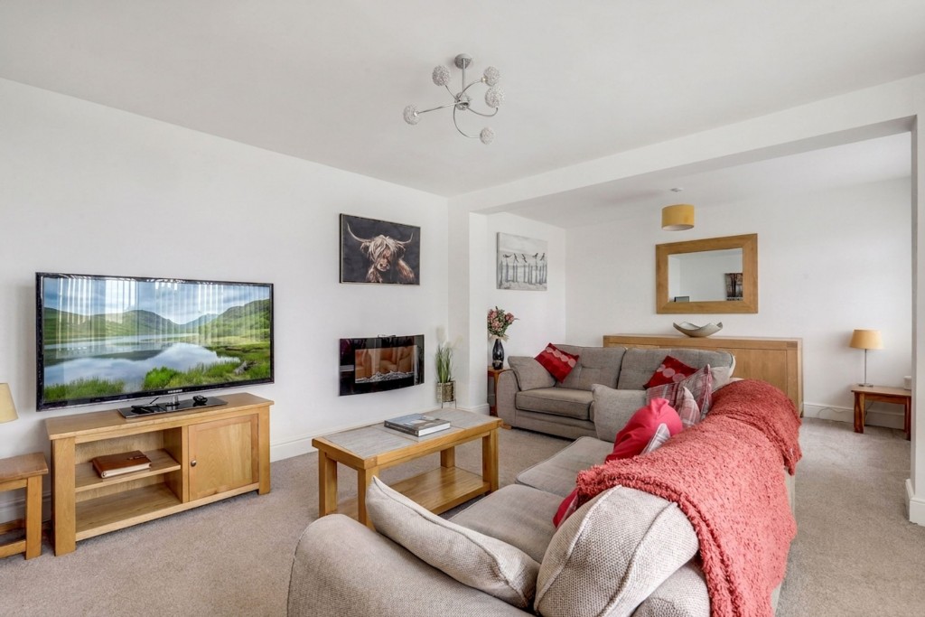Hilltop View, Besecar Avenue, Gedling, Nottingham, NG4 4DP
