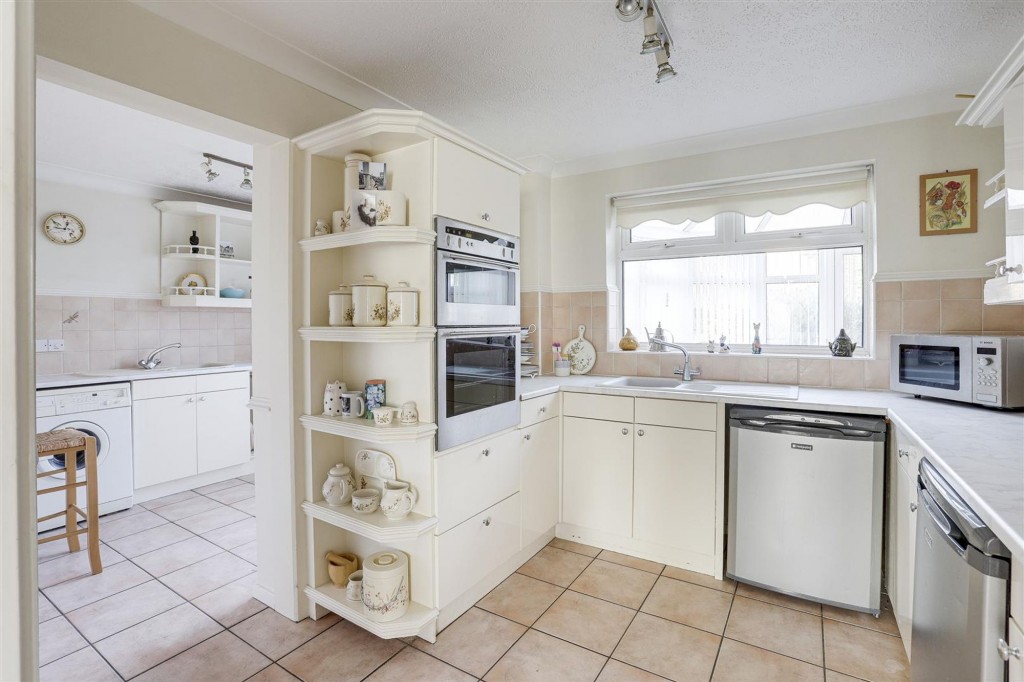 Portland Road, Toton, NG9