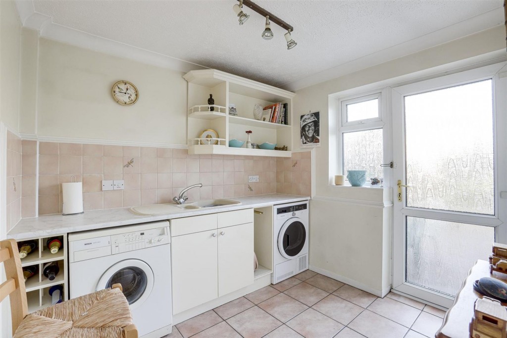 Portland Road, Toton, NG9