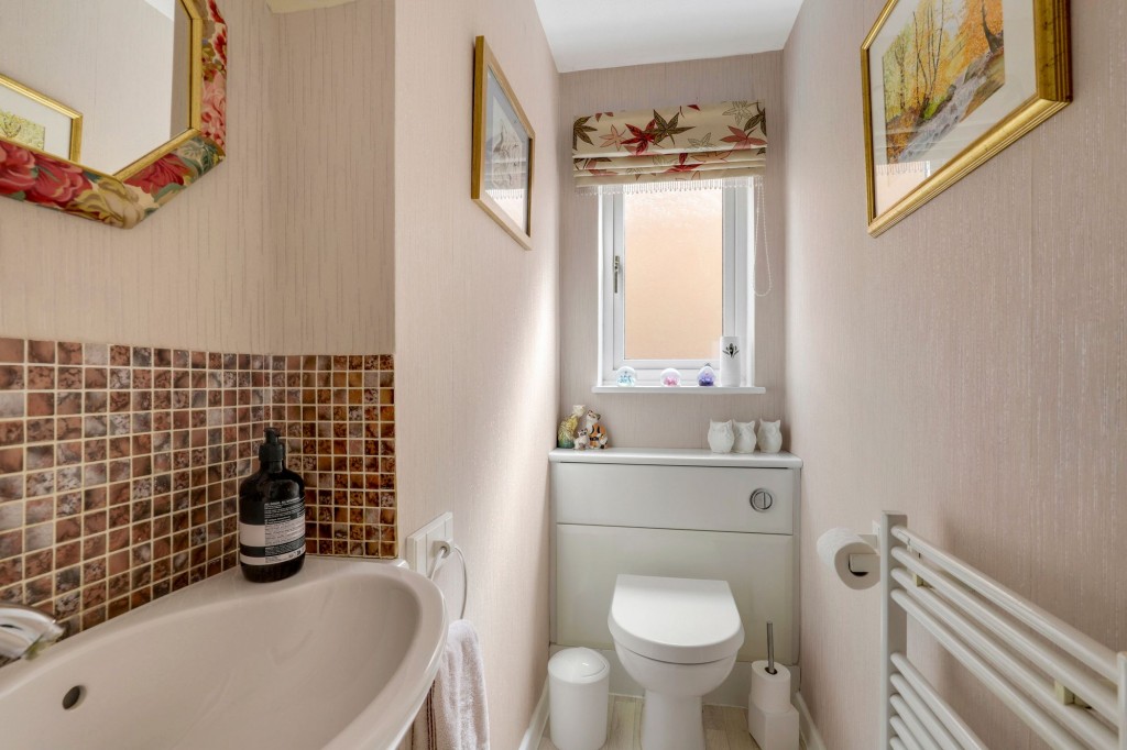 Hampton Close, Toton, NG9