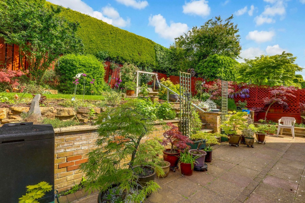 Hampton Close, Toton, NG9