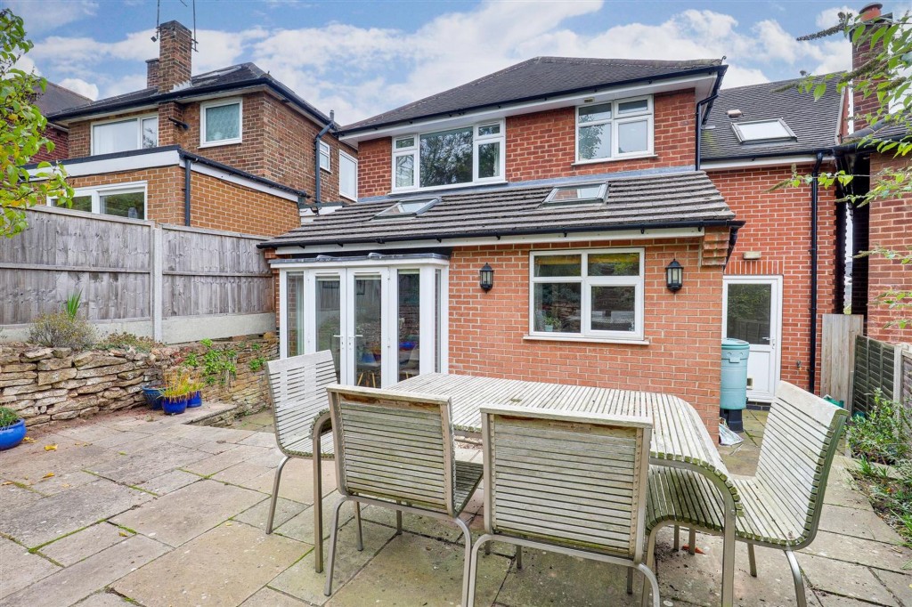 Seven Oaks Crescent, Bramcote, NG9