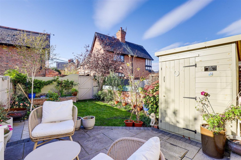 Main Road, Gedling, NG4