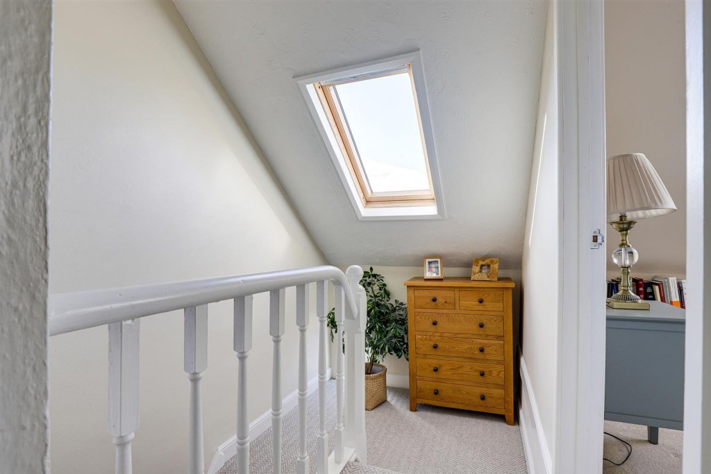 Main Road, Gedling, NG4