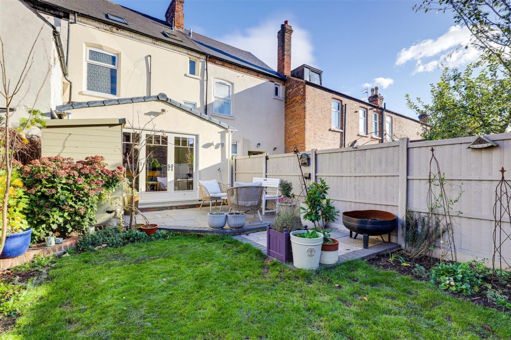 Main Road, Gedling, NG4