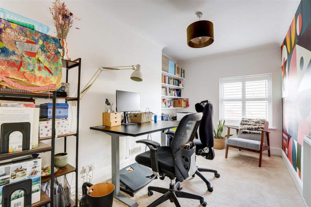 Main Road, Gedling, NG4