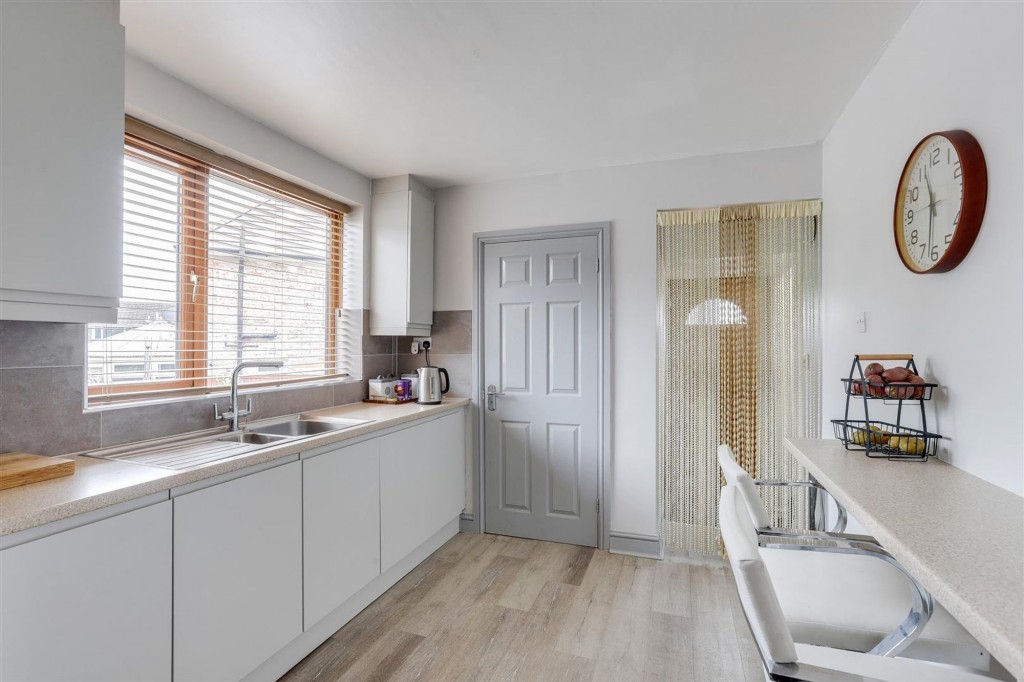 Greenwood Avenue, Hucknall, NG15