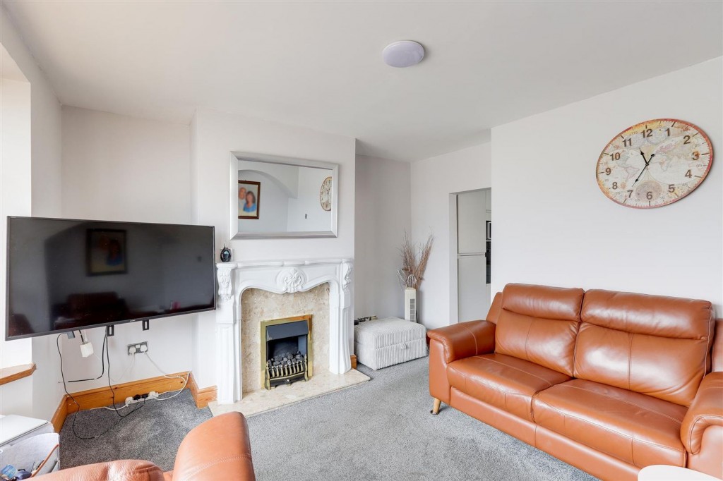 Greenwood Avenue, Hucknall, NG15