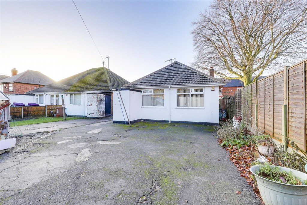 St. Albans Road, Arnold, NG5