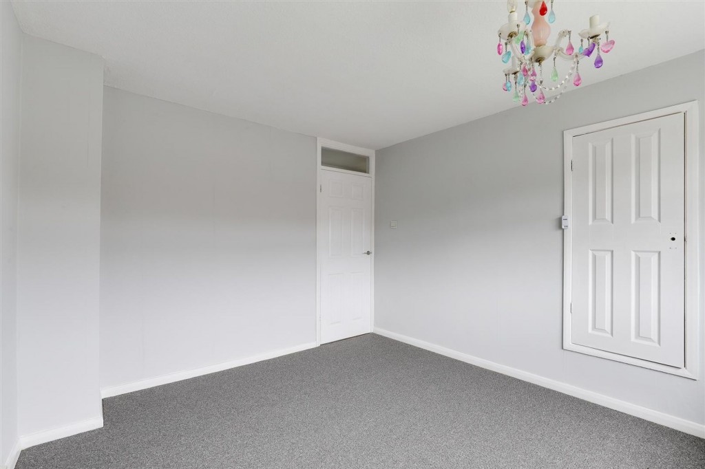 Queens Bower Road, Nottingham, NG5