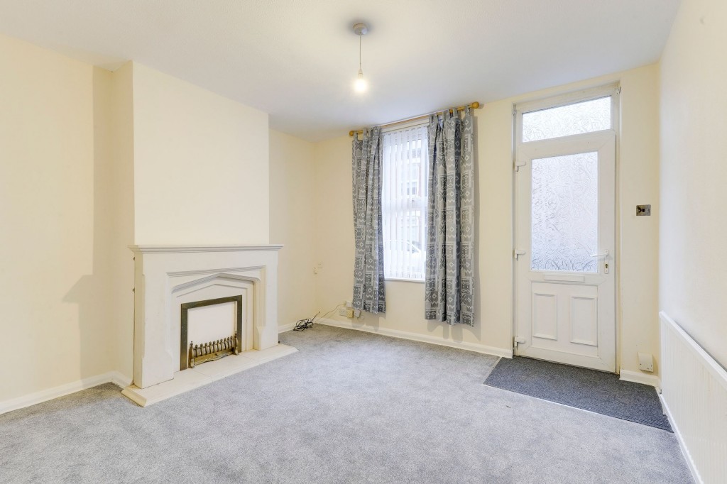 Victoria Street, Hucknall, NG15