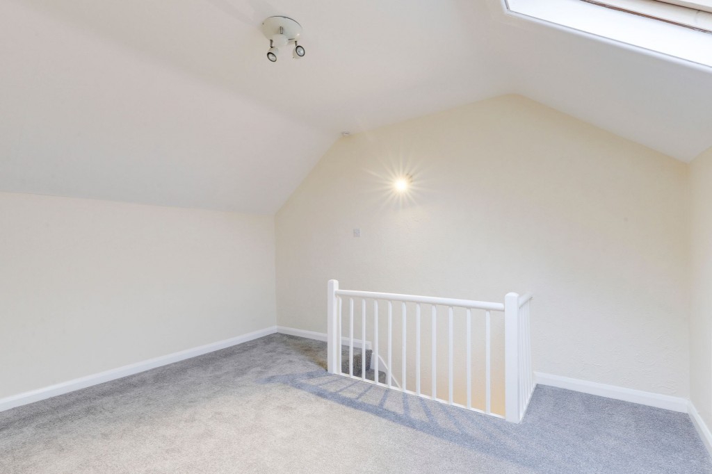 Victoria Street, Hucknall, NG15