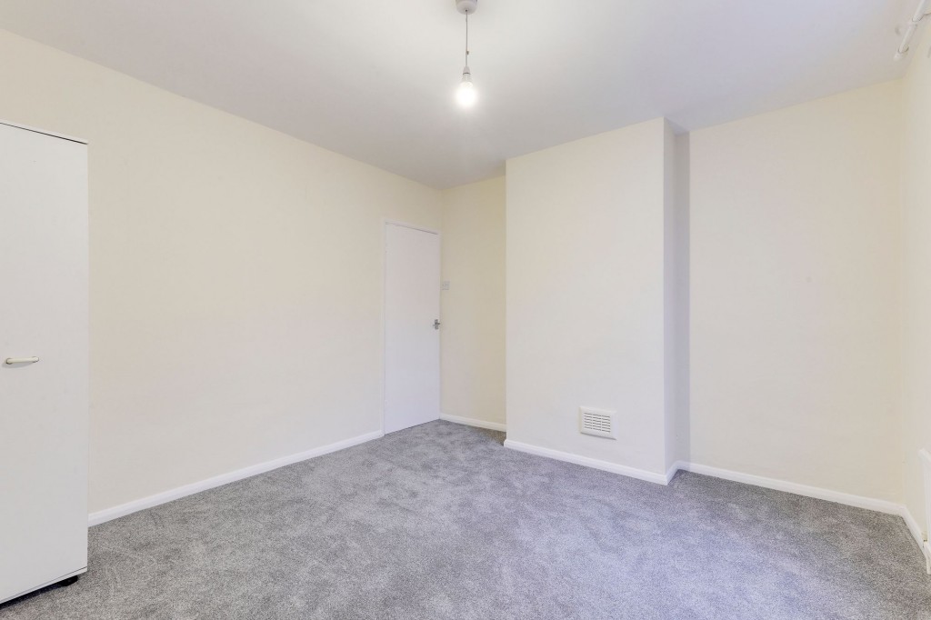 Victoria Street, Hucknall, NG15