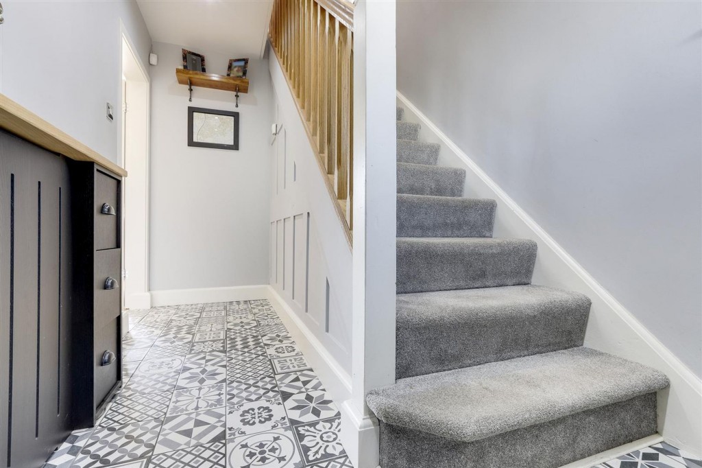 Oakleys Road, Long Eaton, NG10