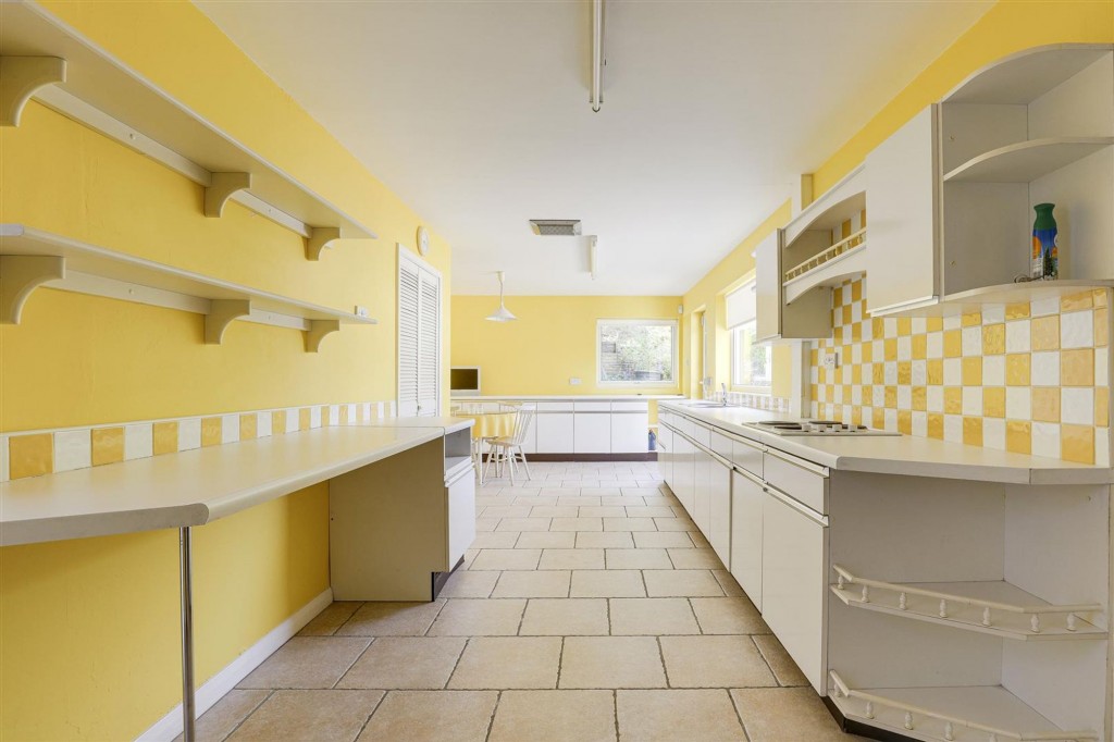 Revesby Road, Woodthorpe, NG5