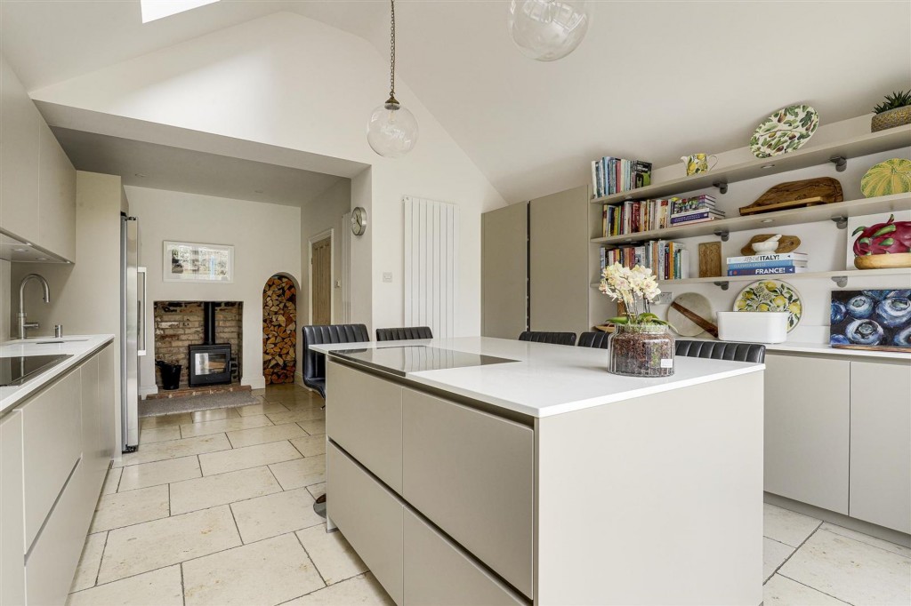 Leahurst Road, West Bridgford, NG2