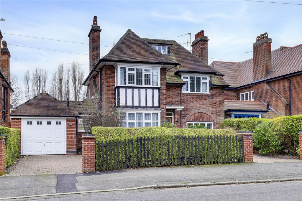 Leahurst Road, West Bridgford, NG2