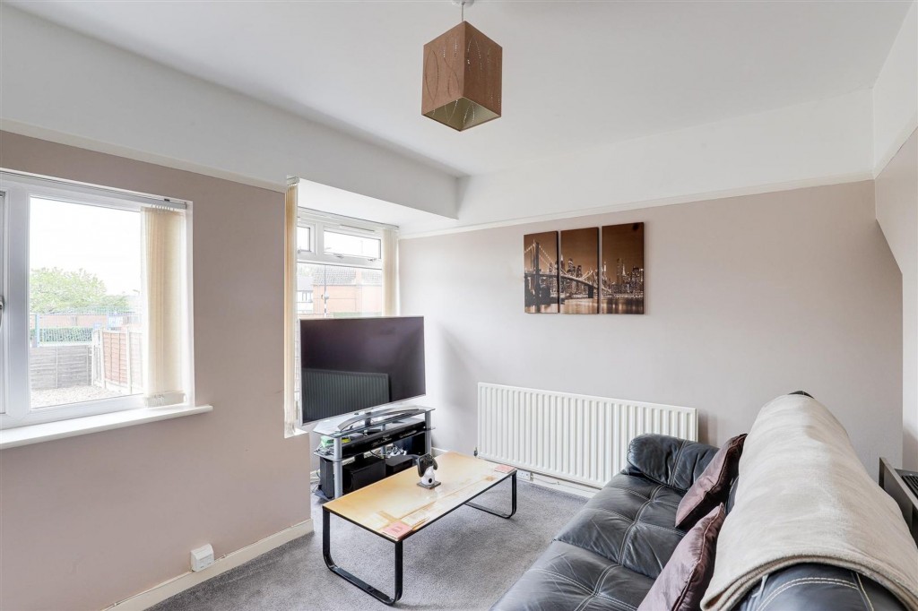 Cross Street, Arnold, NG5