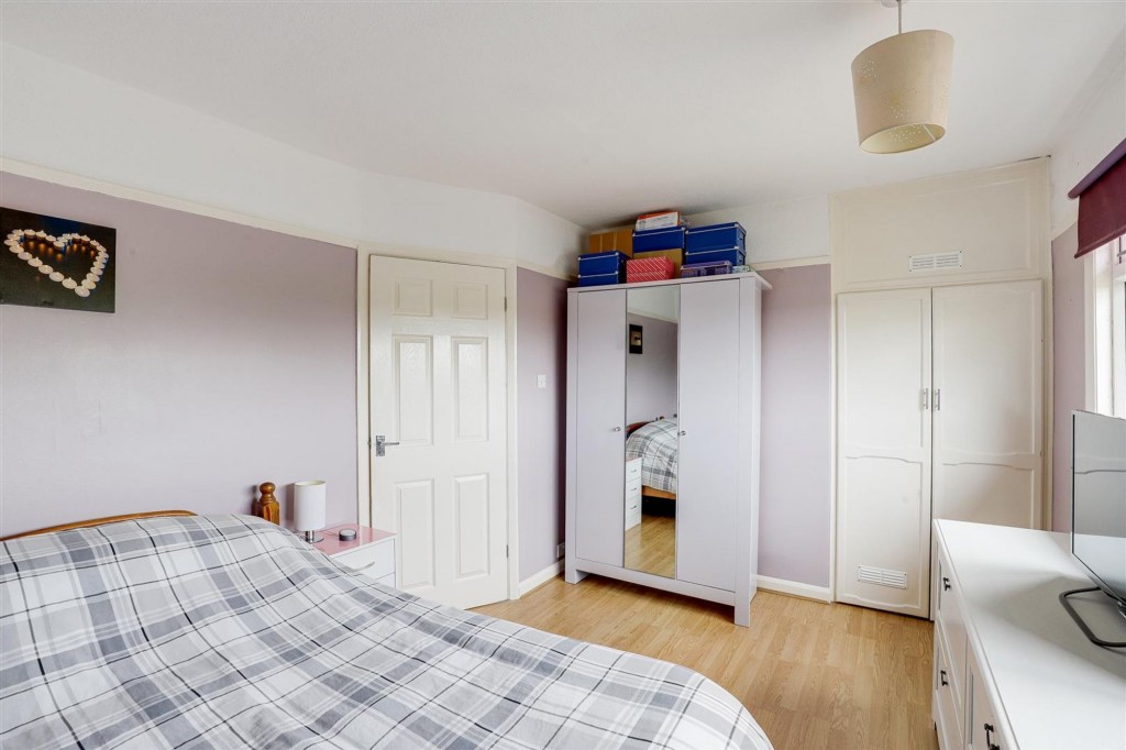 Cross Street, Arnold, NG5