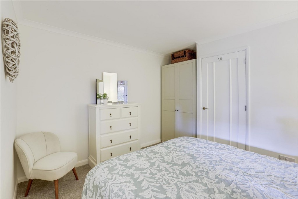 Queensway, Castle Donington, DE74