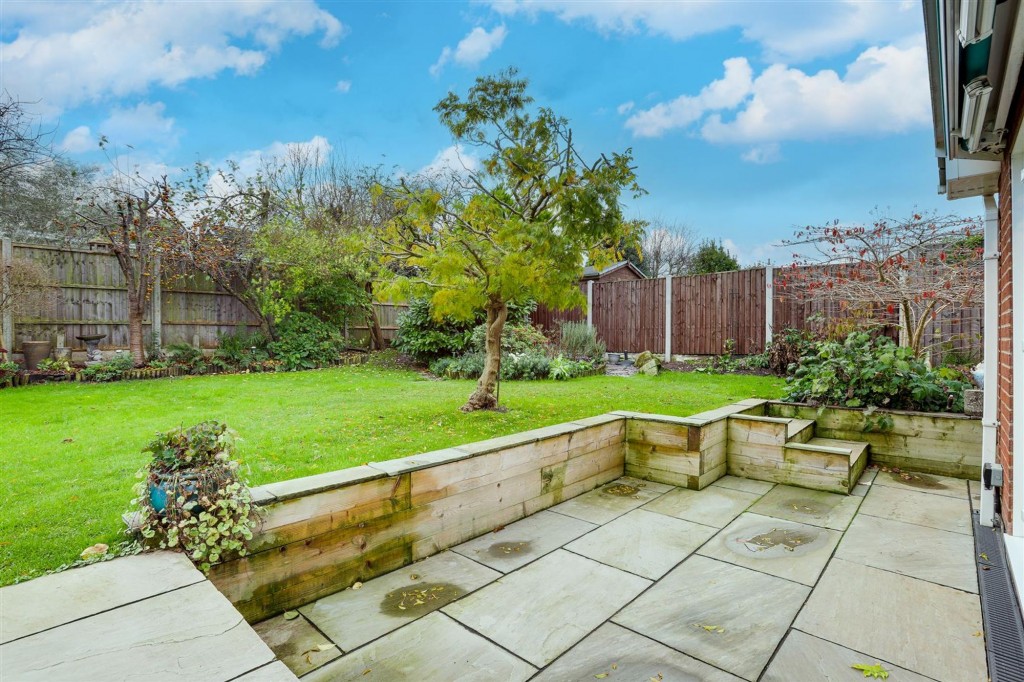 Queensway, Castle Donington, DE74