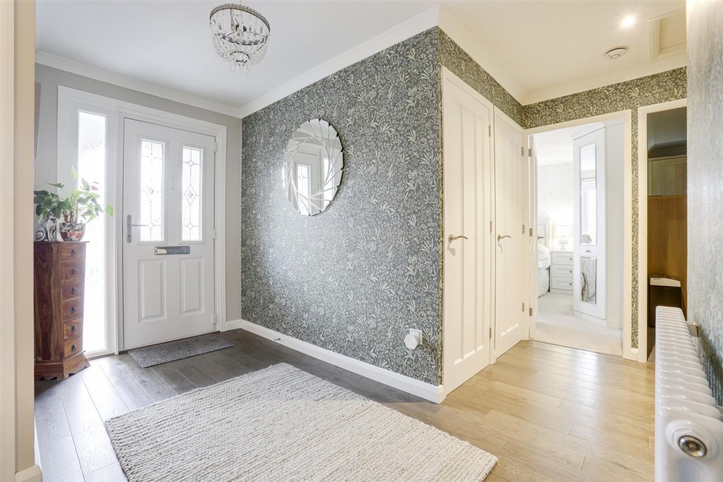 Queensway, Castle Donington, DE74