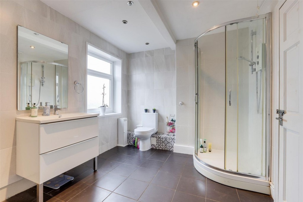 Watnall Road, Hucknall, NG15