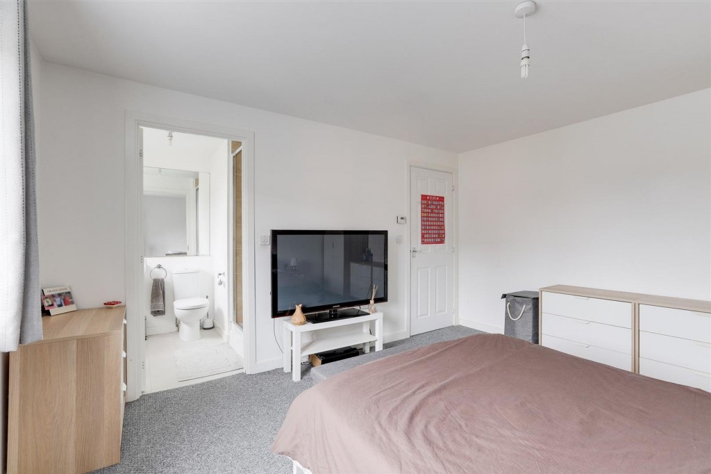 Kimbolton Way, Boulton Moor, DE24